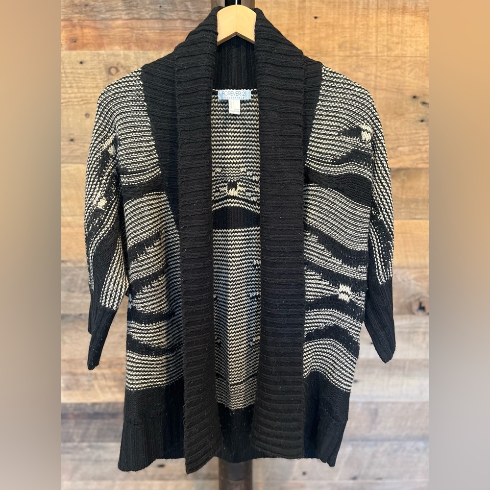 FOREVER 21 Dolman Sleeve Cardigan Sweater, Black & Cream, Size SMALL